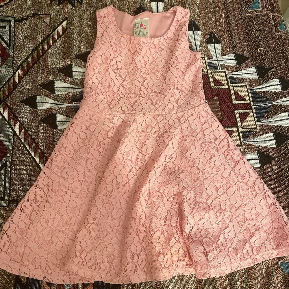Girls dress